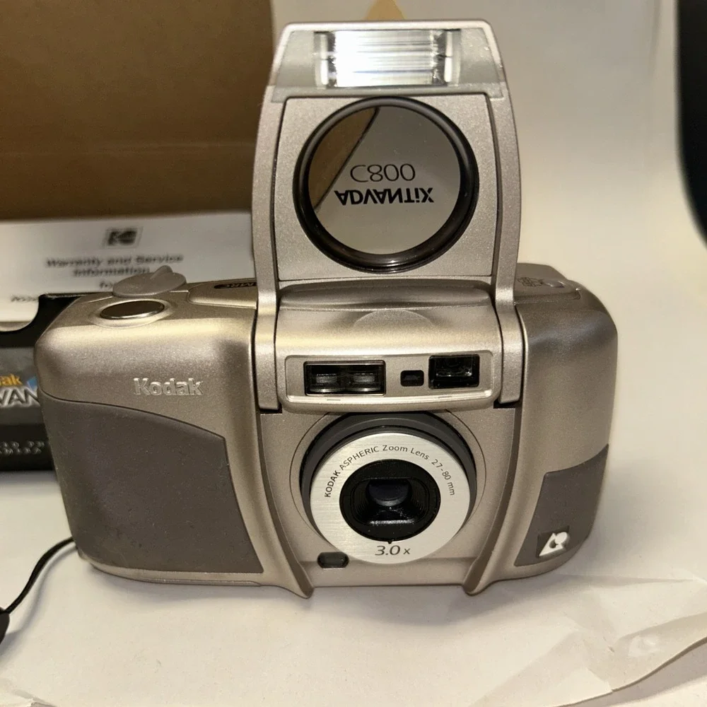 Vintage Kodak Advantix C800 Zoom APS Point & Shoot Film Camera